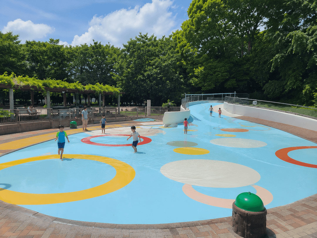戸山公園 箱根山地区 じゃぶじゃぶ池