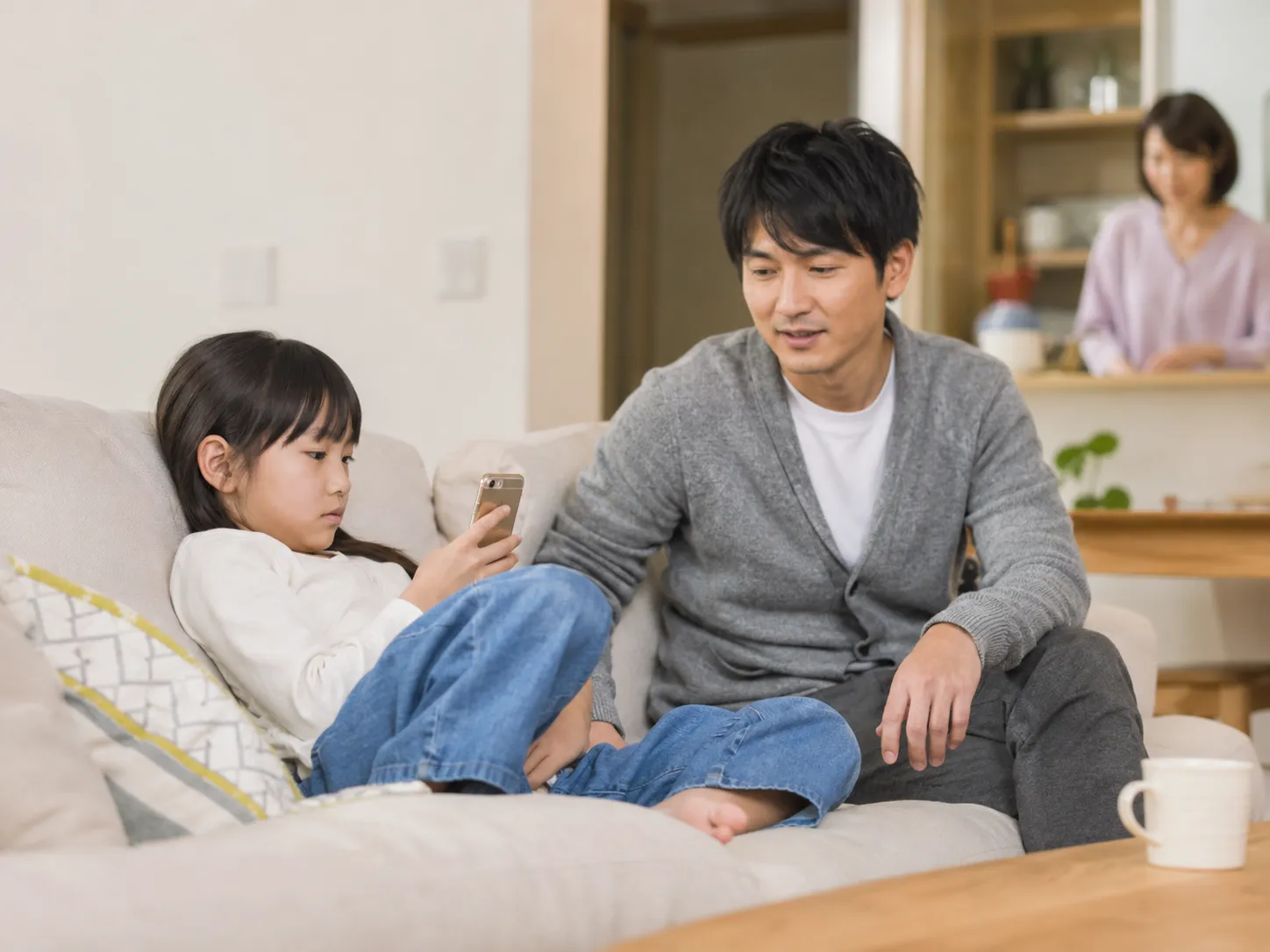 子供にタブレットはいつから？年齢別の使用時間・選び方・ルール完全ガイド